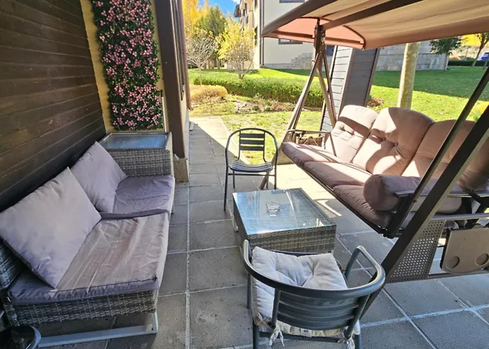 아파트호텔 Azax In Terra Complex 반스코